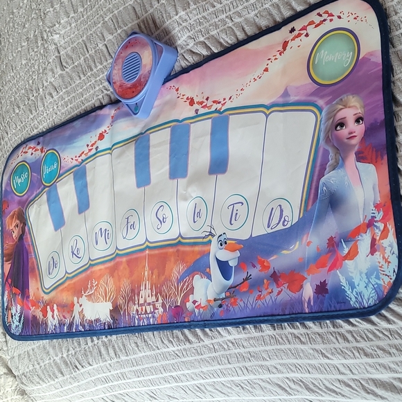 Frozen piano toy - Picture 2 of 2